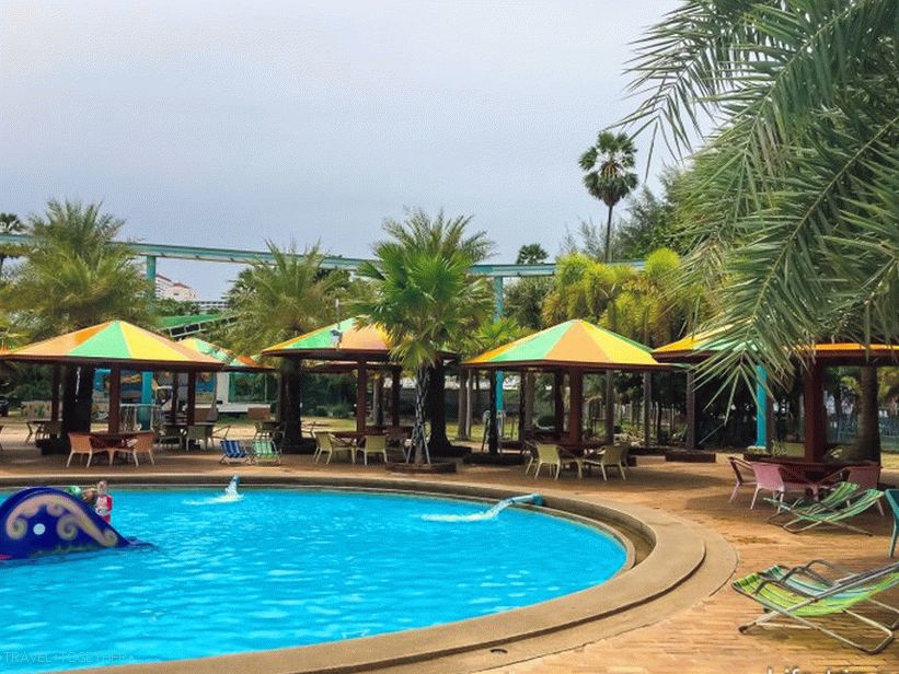 Vodeni park Pattaya Park - jeftino i otrcano
