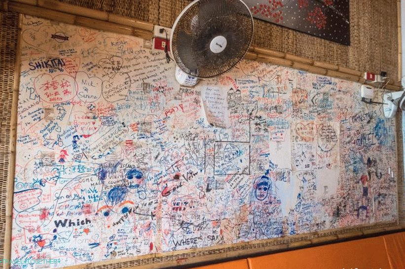 Amp Cafe na ostrvu Phi Phi Don - mala tajlandska kafana