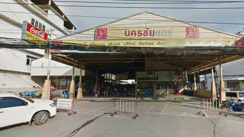 Autobusna stanica Nakhon Chai u Pataji