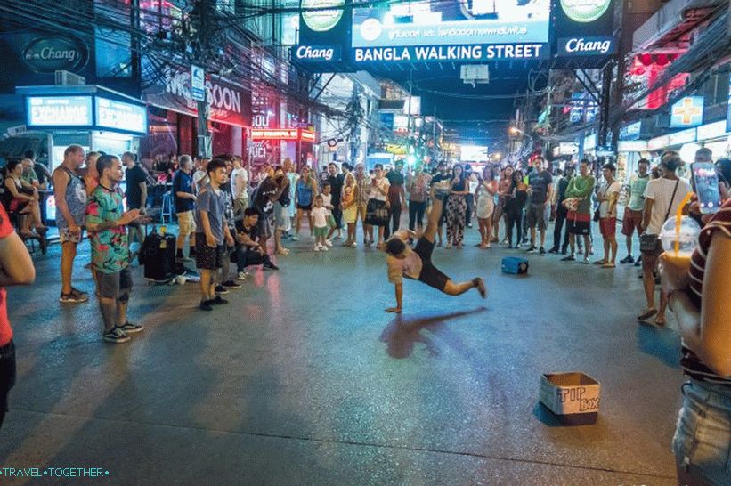 Bangla Road u Phuketu - ulica u Patongu sa klubovima i prostitutkama