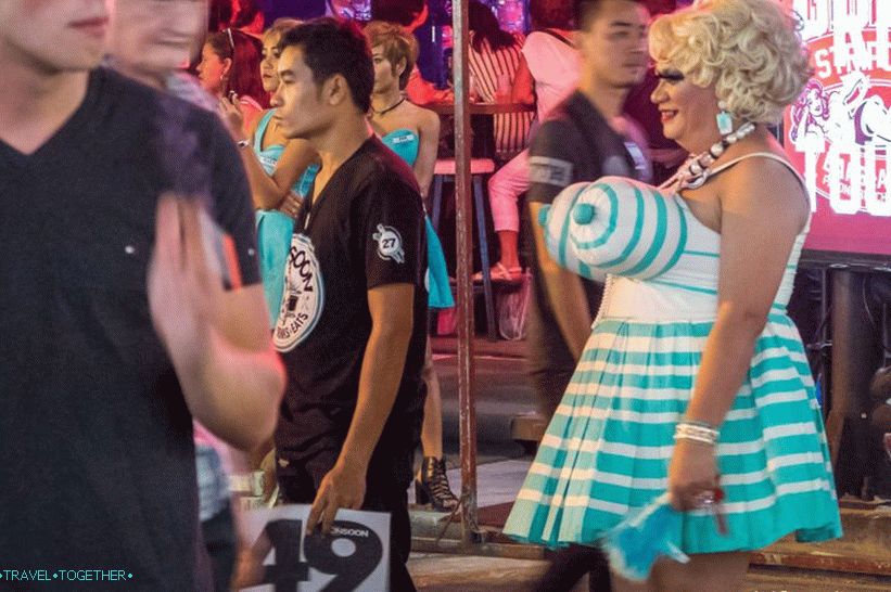 Bangla Road u Phuketu - ulica u Patongu sa klubovima i prostitutkama