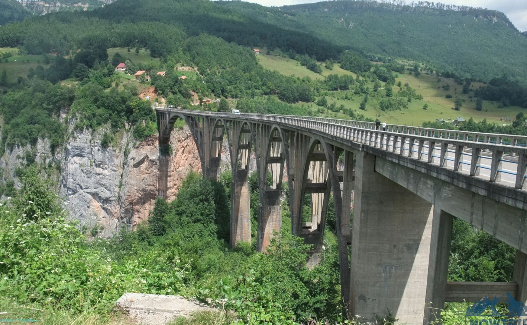 Most Dzhurdzhevicha