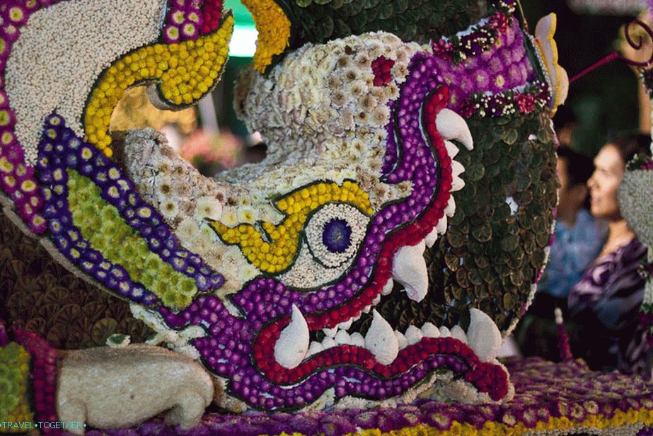Festival cvijeća u Chiang Mai, cvijet figure