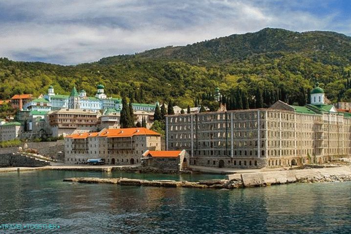 Halkidiki, Manastir Svetog Pantelejmona