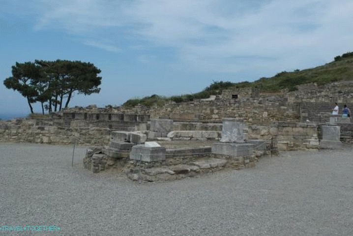 Rodos, Mount Ataviros.