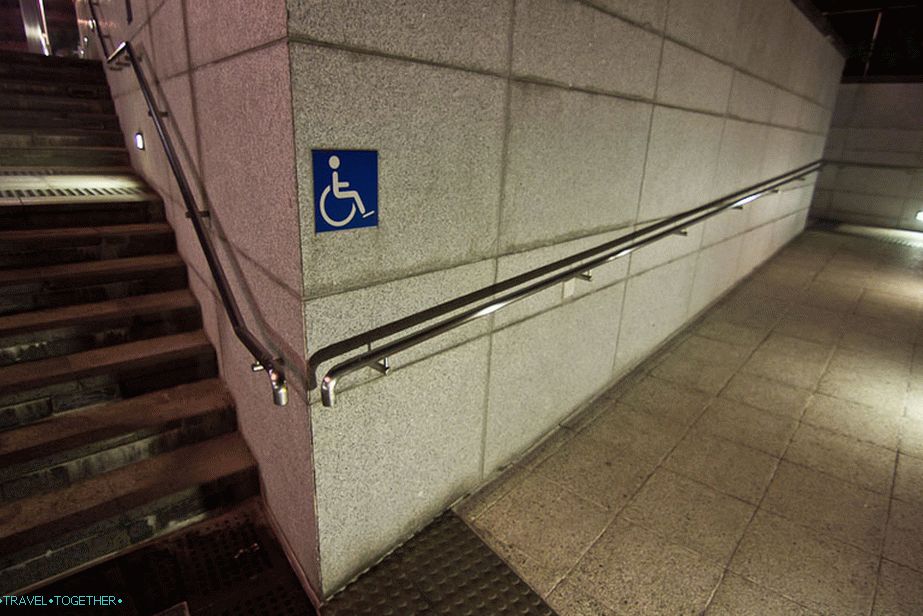 Svuda su rampe za osobe sa invaliditetom
