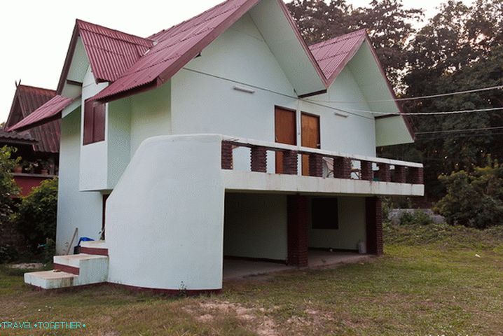 Kuća za 1500 bahta u Chiang Saenu