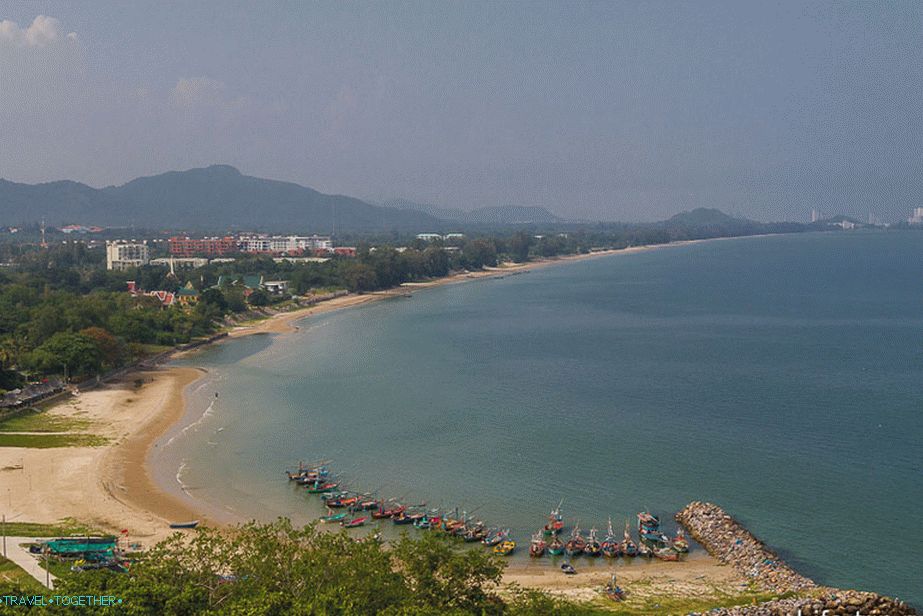 Plaža Khao Tao je savršeno vidljiva odavde.