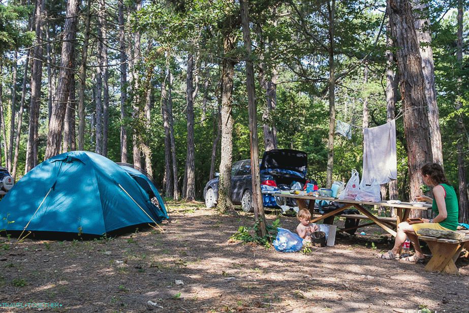 Naš kamp u kampu Sovnovy Paradise