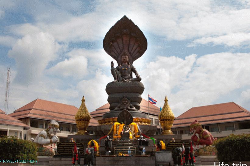 Buda sedi u gradu Krabi