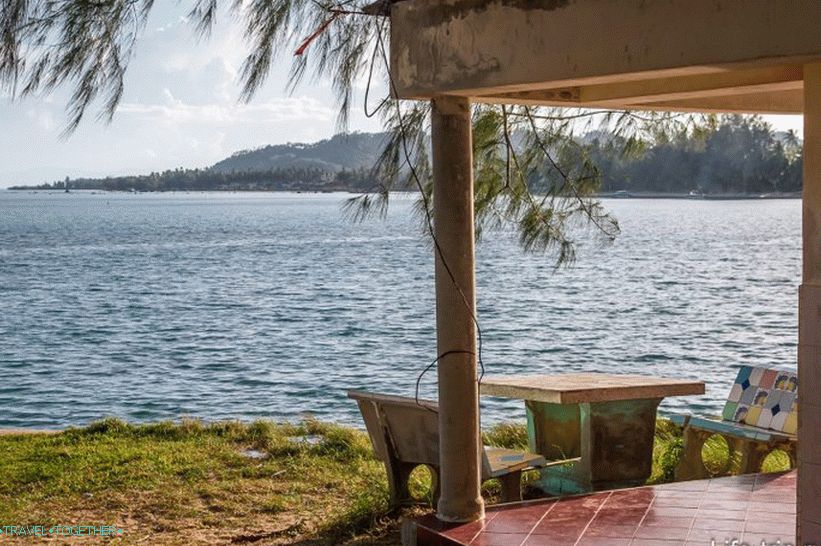 I sama paviljona pravo na plaži