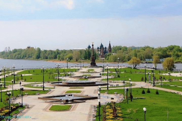 Yaroslavl Park on Strelka