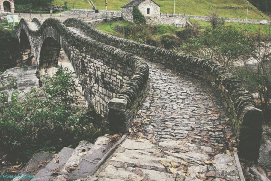 Stari most u Lavertezzo