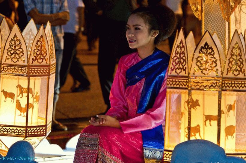 Loy Kratong i Yipeng festival (7)
