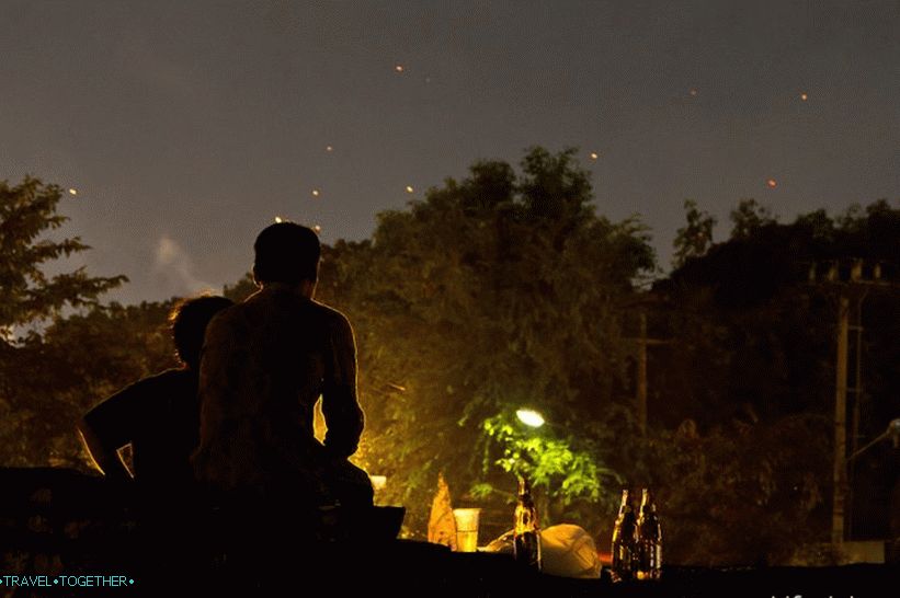 Festival Loy Kratong i Yipeng (36)
