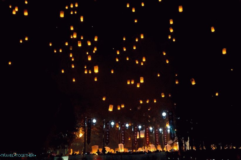 Loy Kratong i Yipeng festival (2)