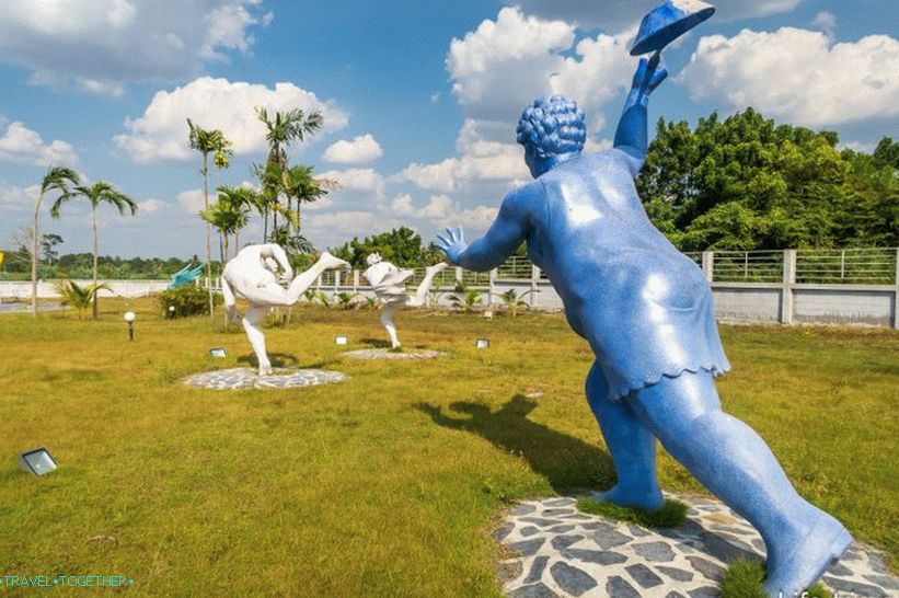 Love Art Park u Pataji - erotski park za amatere