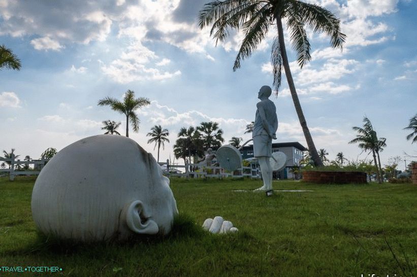 Love Art Park u Pataji - erotski park za amatere