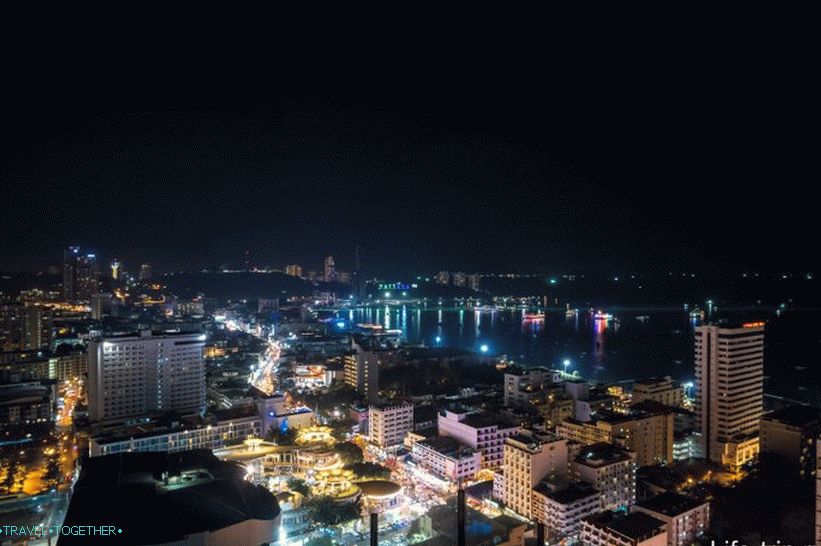 Pogled na noć Pattaya je takođe odličan