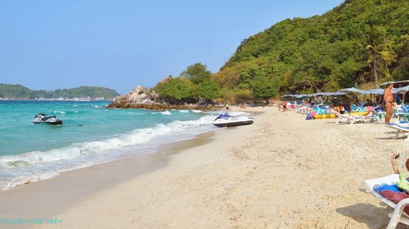 Ta Yai Beach na otoku Koh Lan