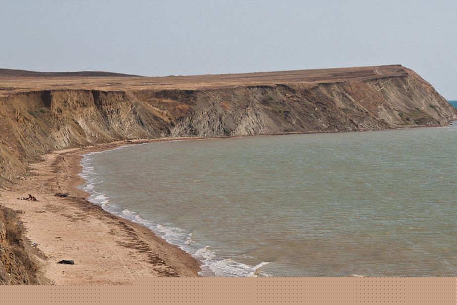 Napuštena ruševina obale