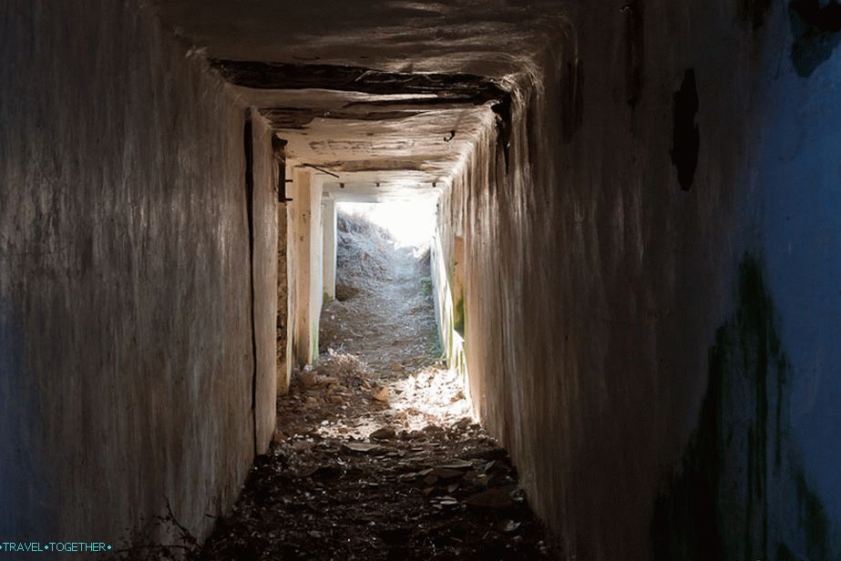 Delimično ukopan izlaz