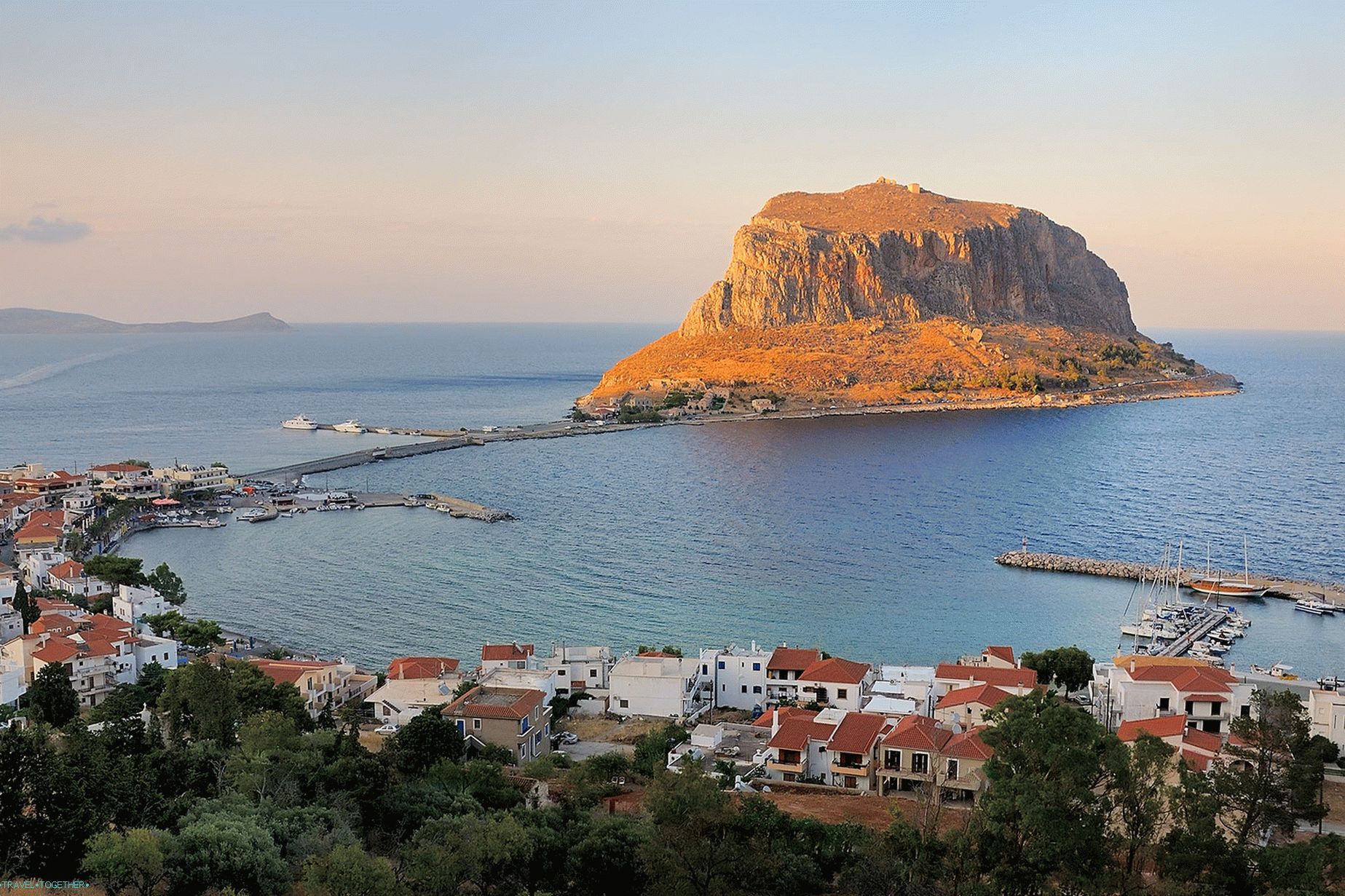 Monemvasia. Što vidjeti i kamo?