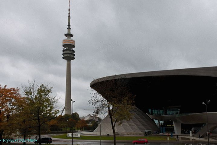 Olimpijski toranj i salon BMW Welt