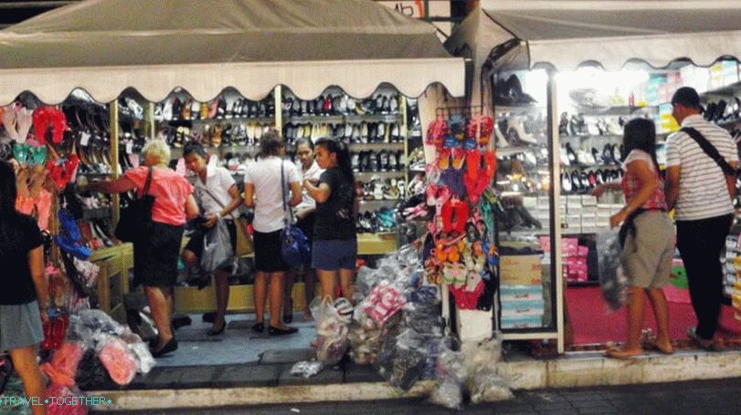 Theprasit Market Night Market in Pattaya