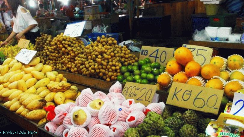 Theprasit Market Night Market in Pattaya