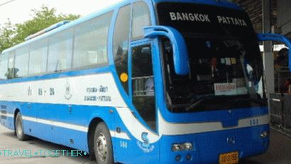Redovni autobus prve klase u Tajlandu