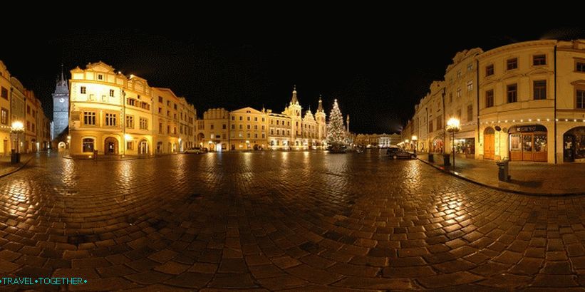 Pernshteynskaya Square