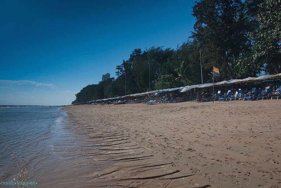 Pogled na plažu Pratamnak