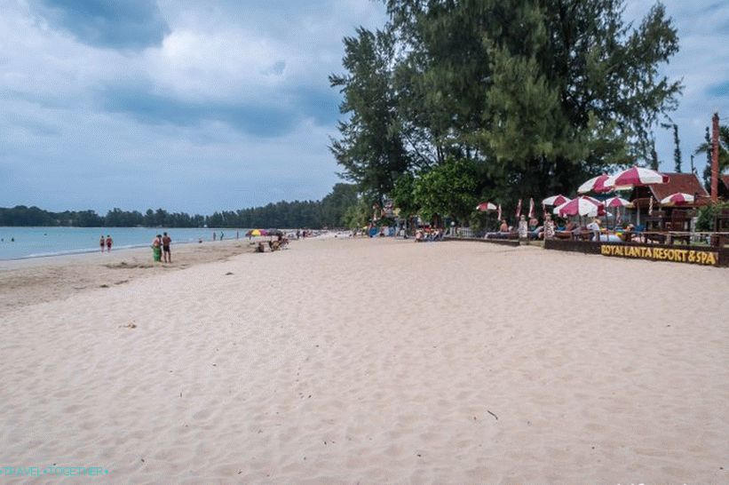 Centralni dio plaže Klong Dao na Lanti