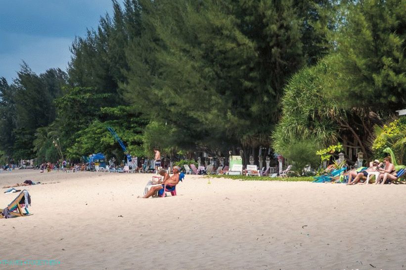 Plaža Klong Dao na Lanti je velika porodična plaža!