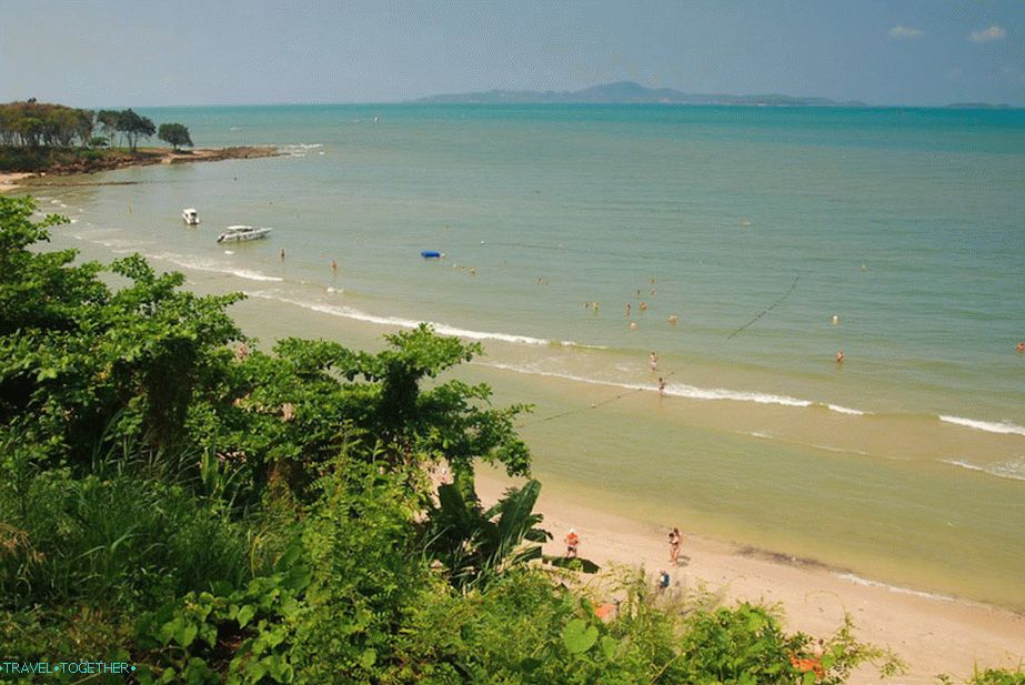 Pogled na udobnu plažu
