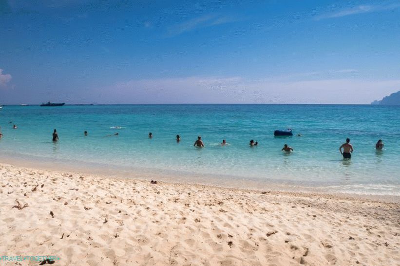 Long Beach na Phi Phi Don - standardna turistička plaža