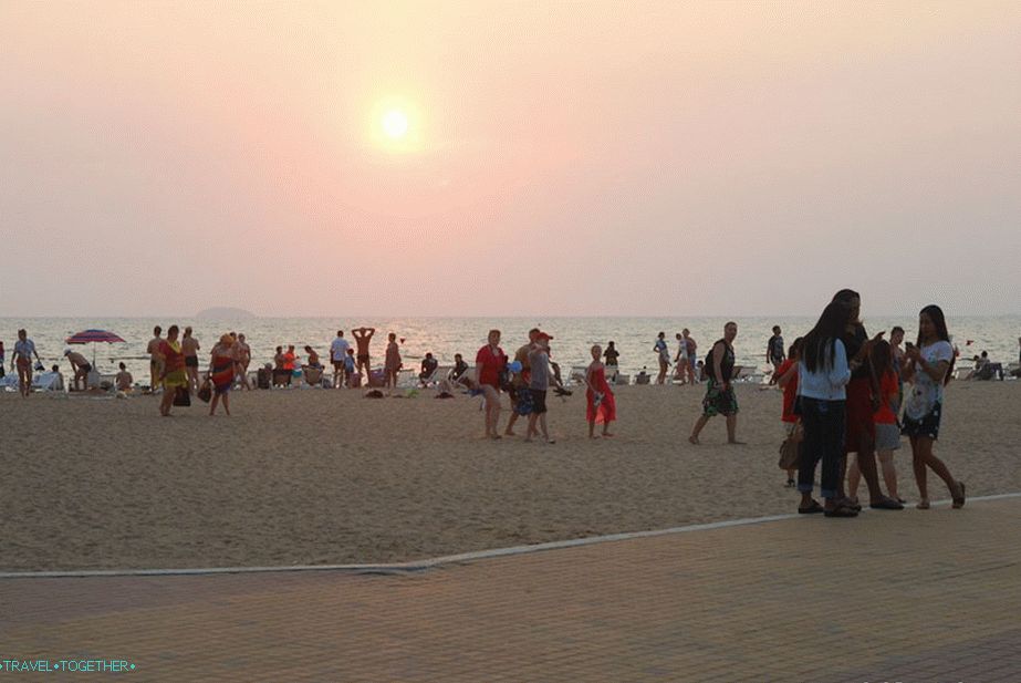Zalazak sunca na plaži