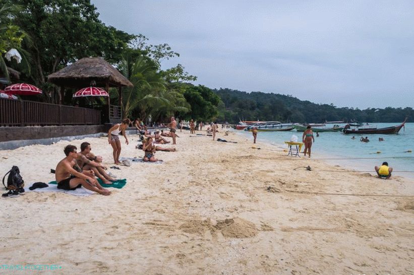 Plaža Thon Sai - glavna plaža Phi Phi Don Islanda