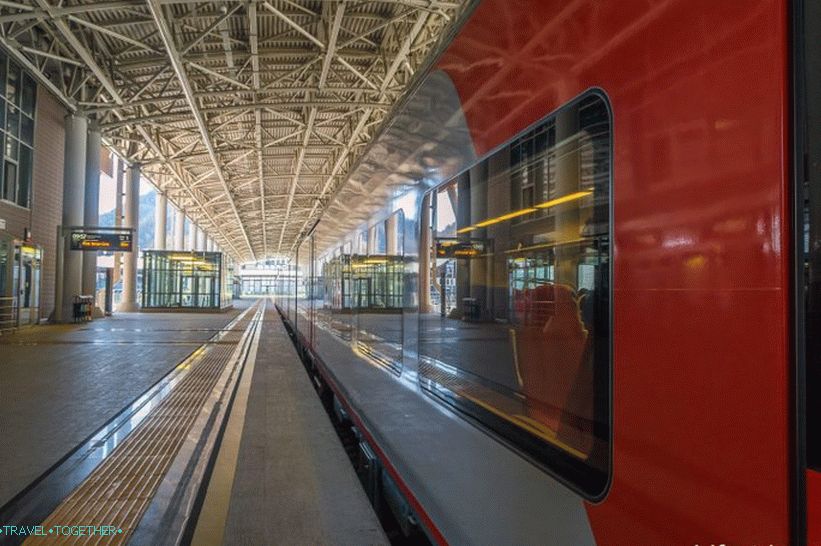 Vlak Swallow i željeznička stanica Rosa Khutor - vozni red i opis