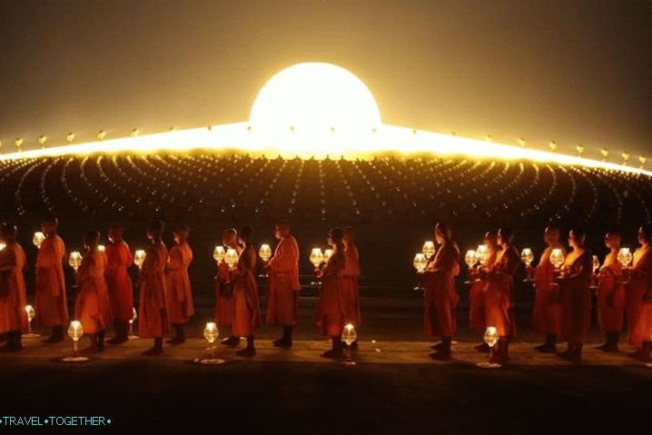 Šta raditi u Puketu u martu, Makha Bucha