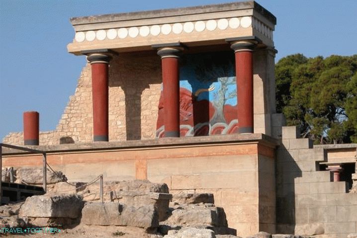 Kreta, Knososka palača