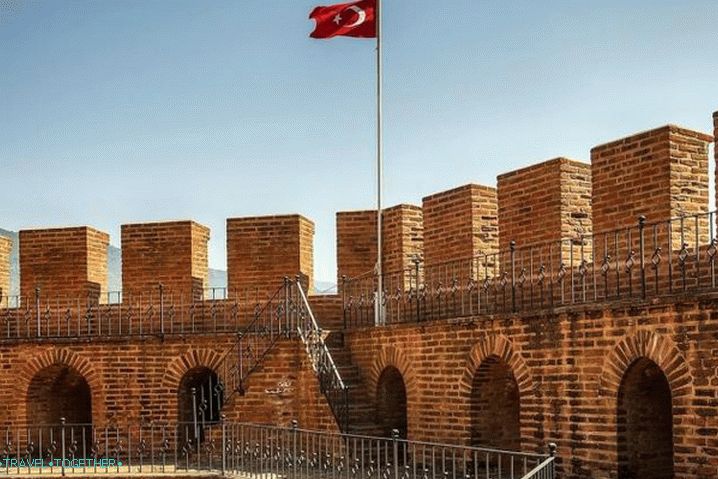Turska Alanya Kyzyl Kule
