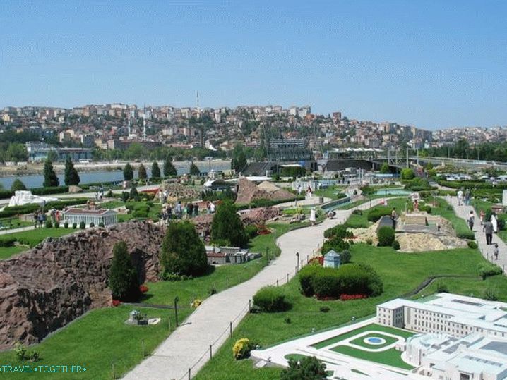 Odmor s djetetom, minijaturni park u Istanbulu