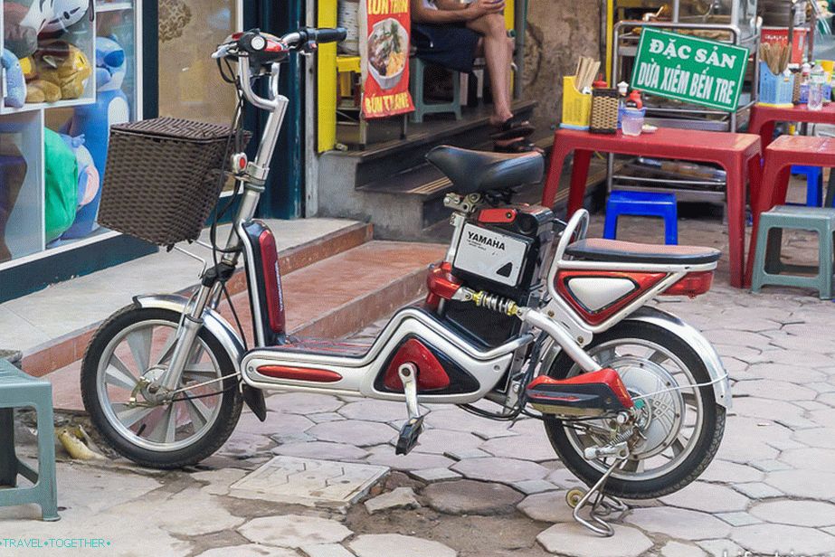 Više puta sam sreo takve električne mopede