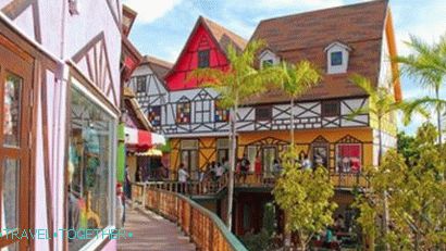 Zabava u Jomtienu - Mimosa Plaza