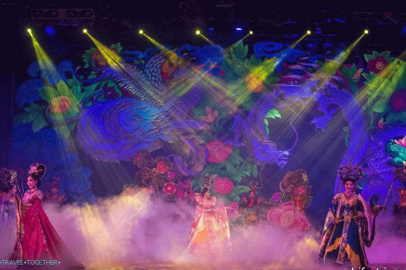 Show Alcazar u Pattaya - moj pregled transvestita emisija