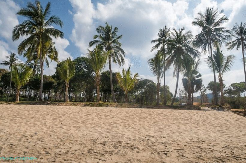Tajna plaža (Lanta Secret Beach) - još uvijek divlja plaža na Lanti