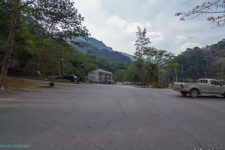 Parking u blizini granice